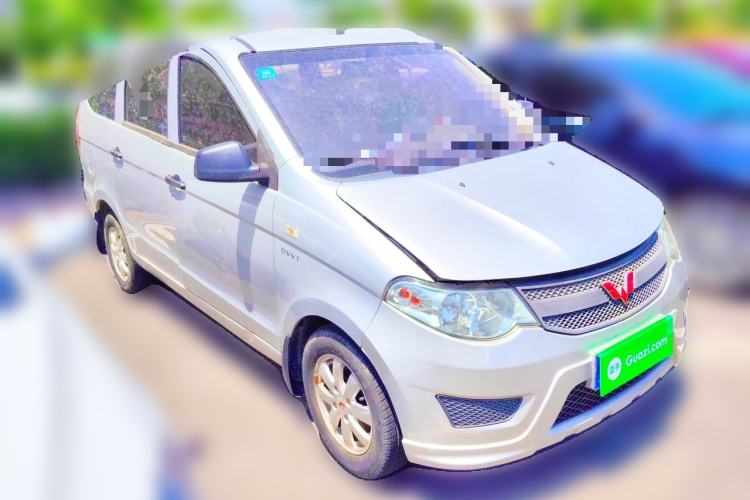 Used Wuling Hongguang 2018 1.5L Classic S Standard Model Front Right 45 Deg