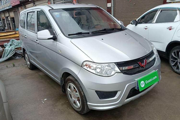 Used Wuling Hongguang 2018 1.2L Classic S Base Model Front Right 45 Deg