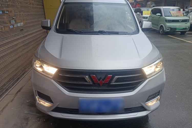 Used Wuling Hongguang 2018 1.5L S Comfort Model L2B Front