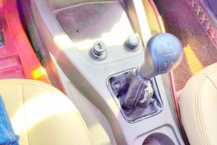 Used Wuling Hongguang 2018 1.5L Classic S Standard Model Gear Lever