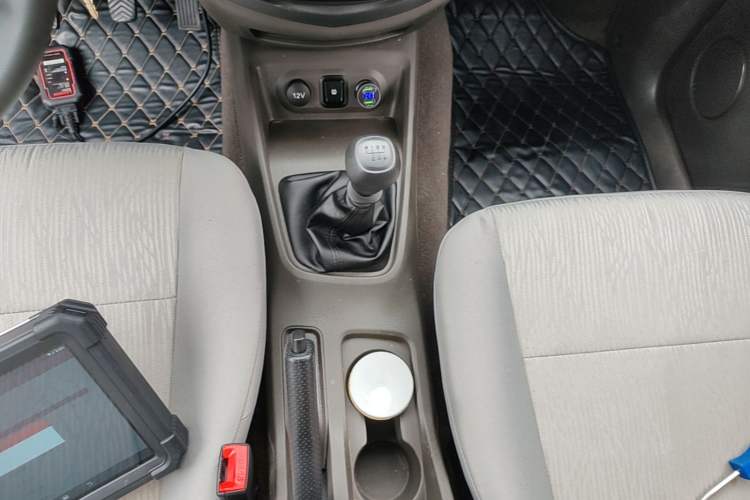 Used Wuling Hongguang 2018 1.2L Classic S Base Model Gear Lever