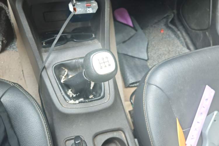 Used Wuling Hongguang 2018 1.5L S Standard Version L2B Gear Lever