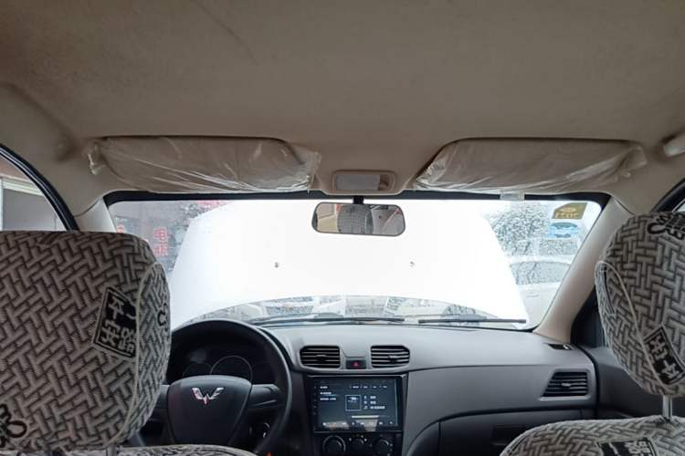 Used Wuling Hongguang 2018 1.2L Classic S Base Model Headliner