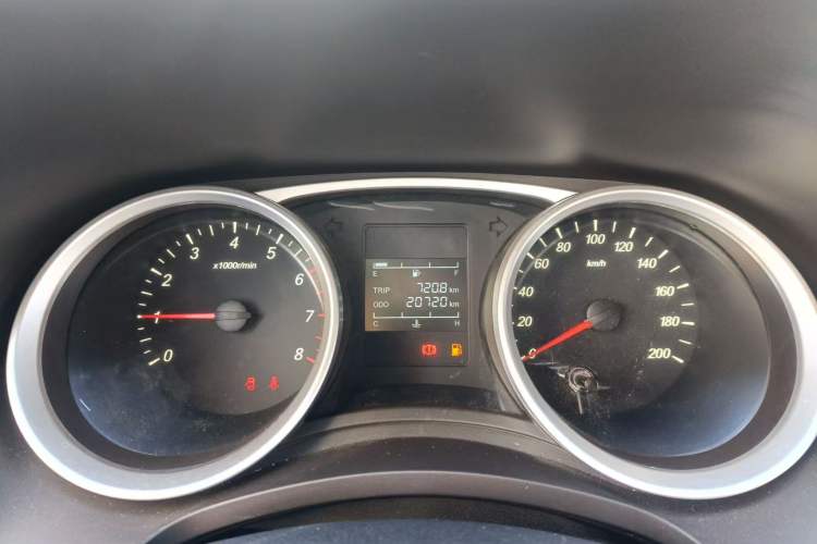 Used Wuling Hongguang 2018 1.5L S Comfort Model L2B Instrument Cluster