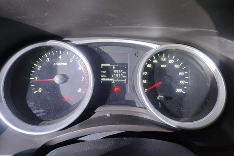 Used Wuling Hongguang 2018 1.5L S Comfort Model L2B Instrument Cluster