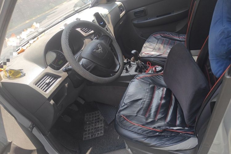 Used Wuling Hongguang 2018 1.5L Classic S Base Model Left Front Seat
