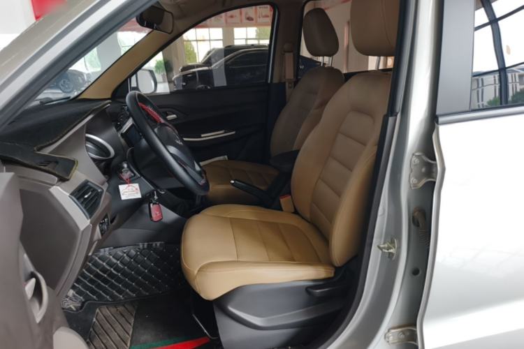 Used Wuling Hongguang 2018 1.5L S Comfort Model L2B Left Front Seat