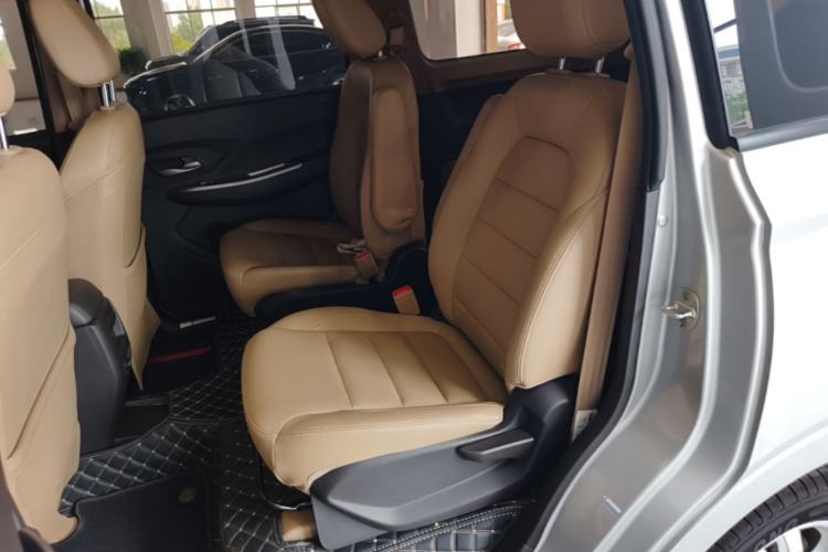 Used Wuling Hongguang 2018 1.5L S Comfort Model L2B Left Rear Seat