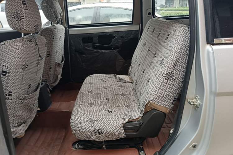 Used Wuling Hongguang 2018 1.2L Classic S Base Model Left Rear Seat