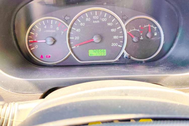 Used Wuling Hongguang 2018 1.5L Classic S Standard Model Odometer Close Up