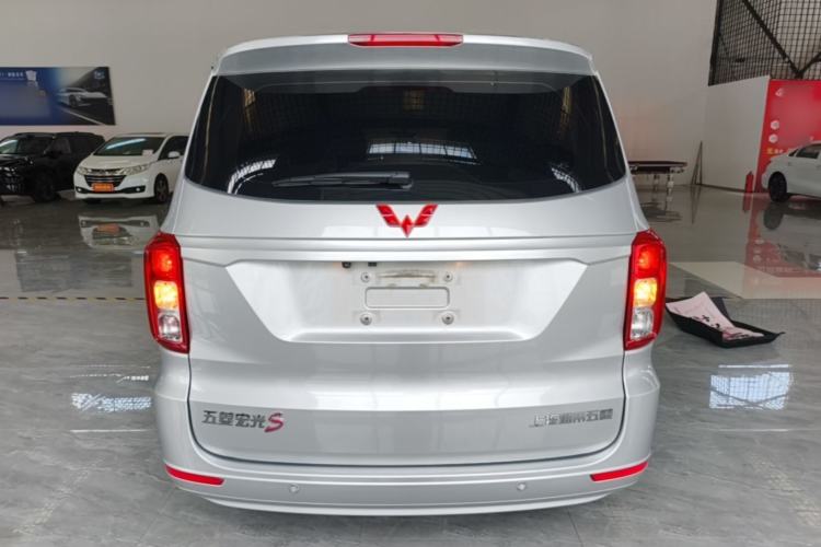 Used Wuling Hongguang 2018 1.5L S Comfort Model L2B Rear