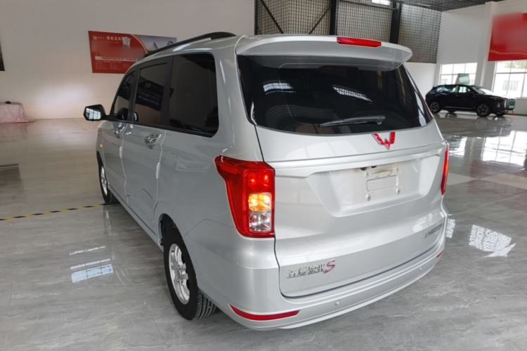Used Wuling Hongguang 2018 1.5L S Comfort Model L2B Rear Left 45 Deg