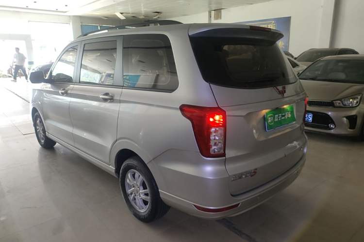 Used Wuling Hongguang 2018 1.5L S Comfort Model L2B Rear Left 45 Deg