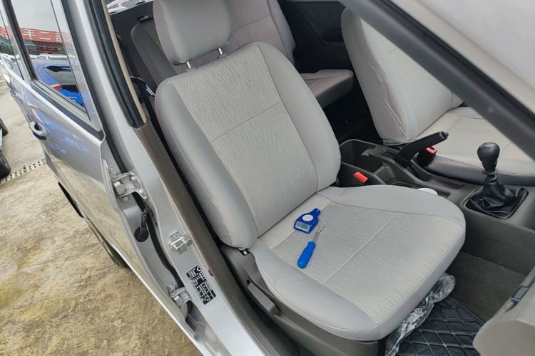 Used Wuling Hongguang 2018 1.2L Classic S Base Model Right Front Seat