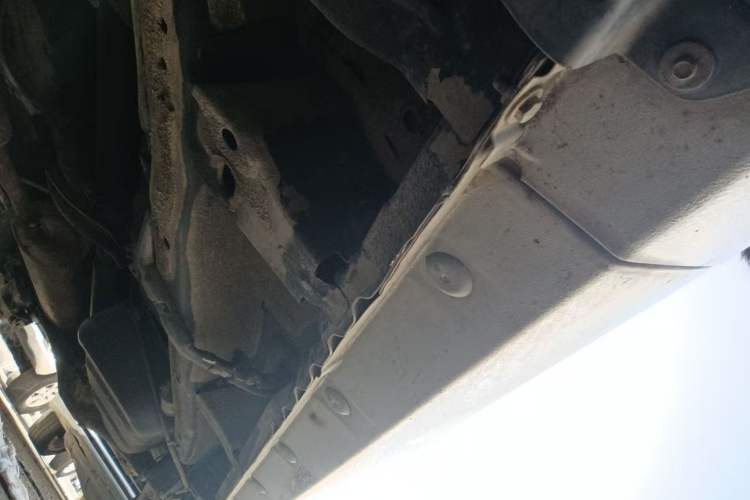 Used Wuling Hongguang 2018 1.5L S Comfort Model L2B Right Side Sill