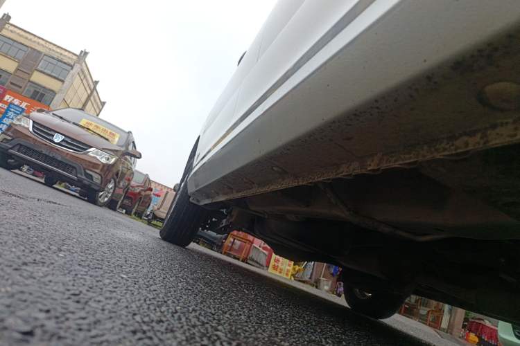 Used Wuling Hongguang 2018 1.5L S Comfort Model L2B Right Side Sill