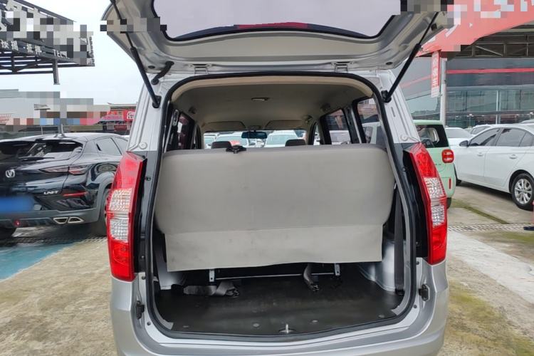 Used Wuling Hongguang 2018 1.2L Classic S Base Model Trunk