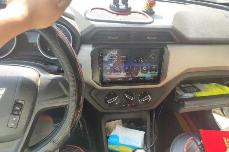 Used Wuling Hongguang 2018 1.5L S Comfort Model L2B Audio And AC Panel