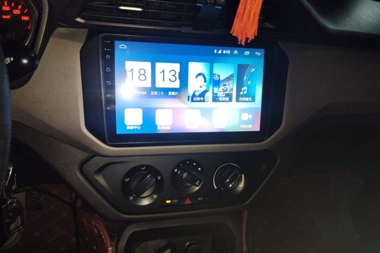 Used Wuling Hongguang 2018 1.5L S Standard Version L2B Audio And AC Panel