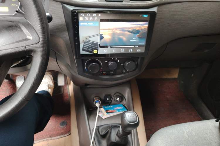Used Wuling Hongguang 2018 1.5L Classic S Base Model Audio And AC Panel