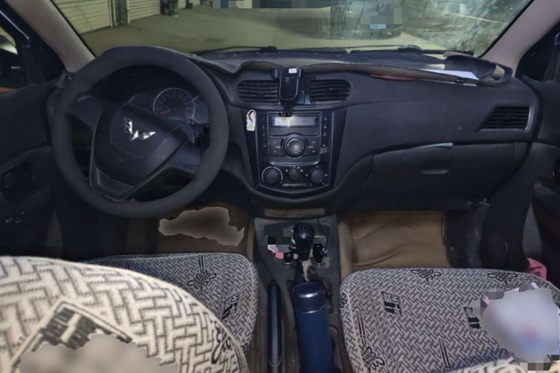 Used Wuling Hongguang 2018 1.5L Classic S Base Model Center Console
