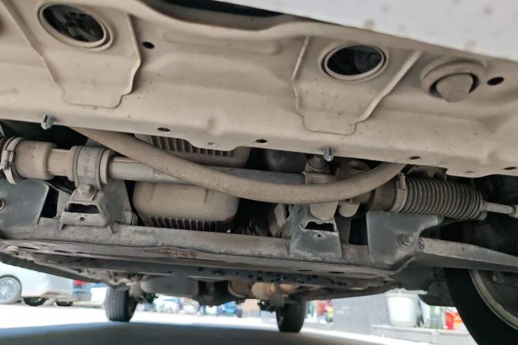 Used Wuling Hongguang 2018 1.5L S Comfort Model L2B Chassis Front