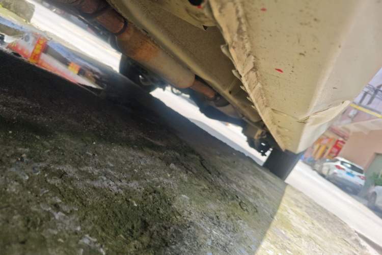 Used Wuling Hongguang 2018 1.5L S Comfort Model L2B Chassis Front Left