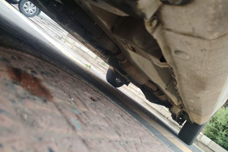 Used Wuling Hongguang 2018 1.5L S Comfort Model L2B Chassis Front Left