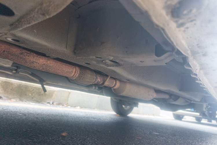 Used Wuling Hongguang 2018 1.5L S Standard Version L2B Chassis Front Left