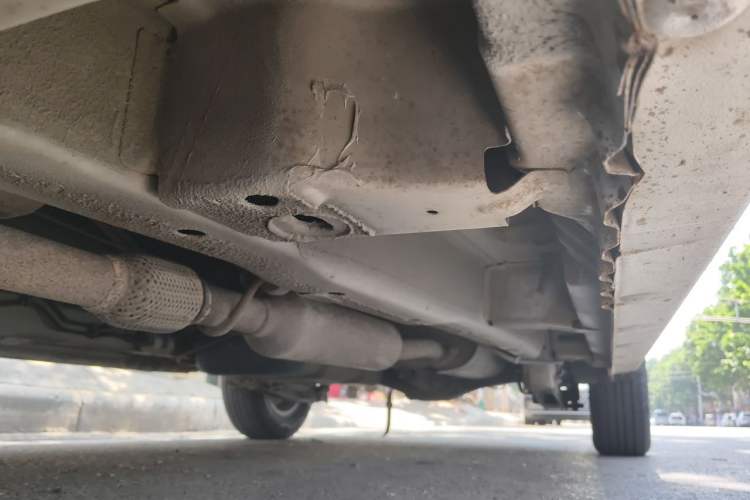 Used Wuling Hongguang 2018 1.5L S Comfort Model L2B Chassis Front Left