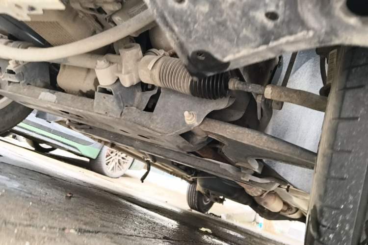 Used Wuling Hongguang 2018 1.5L S Comfort Model L2B Chassis Front Left