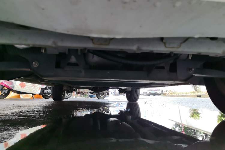 Used Wuling Hongguang 2018 1.5L S Comfort Model L2B Chassis Front