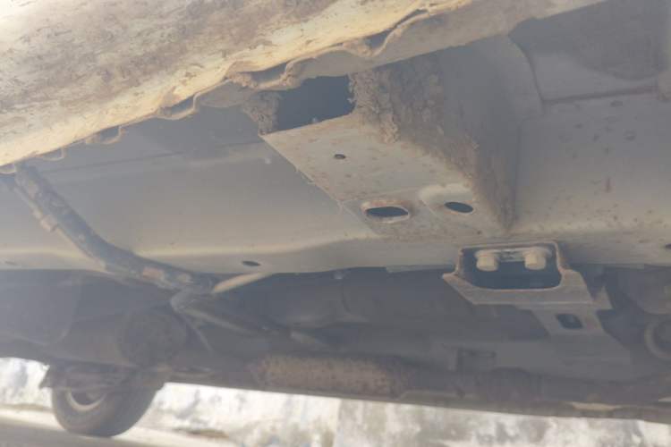 Used Wuling Hongguang 2018 1.5L S Standard Version L2B Chassis Front Right