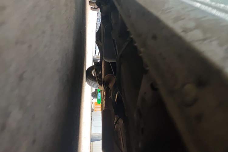 Used Wuling Hongguang 2018 1.5L S Comfort Model L2B Chassis Front Right