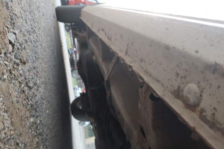 Used Wuling Hongguang 2018 1.5L S Standard Version L2B Chassis Front Right
