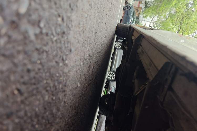 Used Wuling Hongguang 2018 1.5L S Standard Version L2B Chassis Front Right