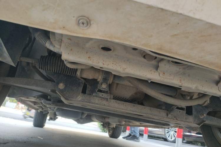 Used Wuling Hongguang 2018 1.5L S Comfort Model L2B Chassis Front