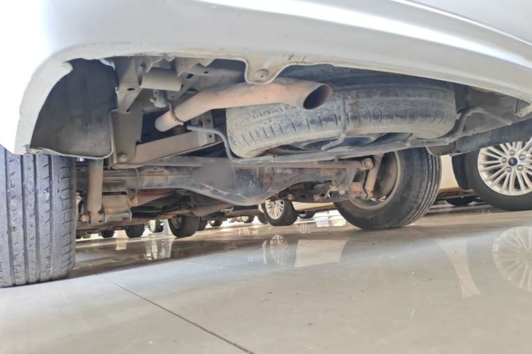 Used Wuling Hongguang 2018 1.5L S Standard Version L2B Chassis Rear