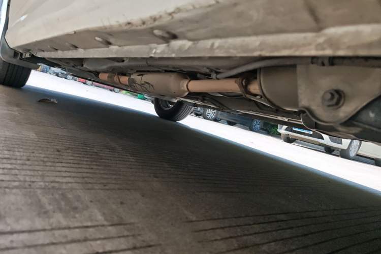 Used Wuling Hongguang 2018 1.5L S Comfort Model L2B Chassis Rear Left