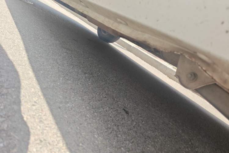 Used Wuling Hongguang 2018 1.5L S Comfort Model L2B Chassis Rear Left