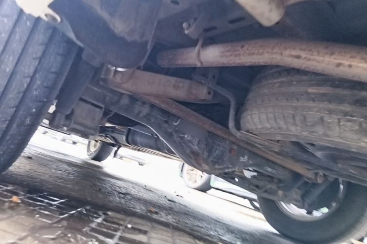 Used Wuling Hongguang 2018 1.5L S Comfort Model L2B Chassis Rear Left