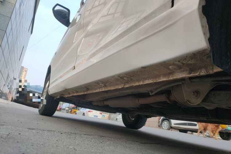 Used Wuling Hongguang 2018 1.5L S Comfort Model L2B Chassis Rear Left