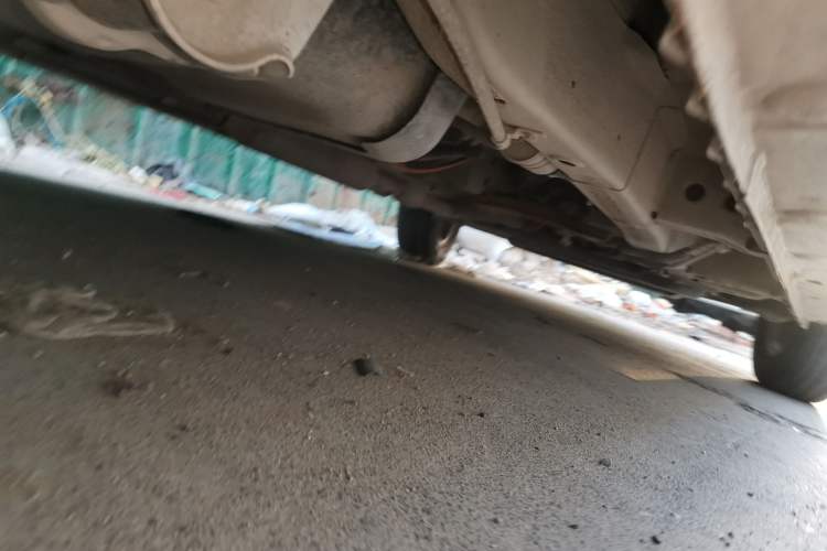 Used Wuling Hongguang 2018 1.5L S Comfort Model L2B Chassis Rear Right