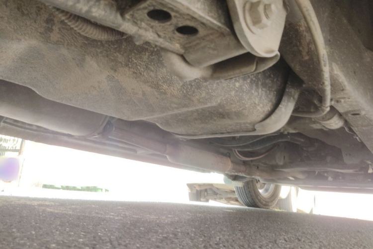 Used Wuling Hongguang 2018 1.5L S Comfort Model L2B Chassis Rear Right