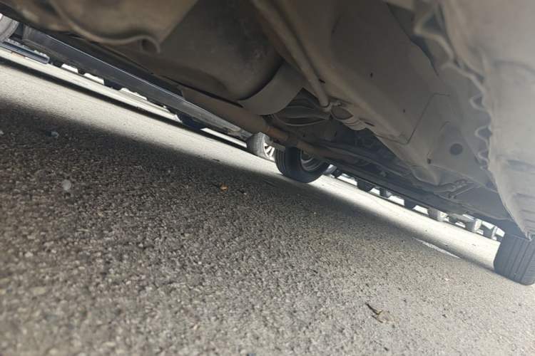 Used Wuling Hongguang 2018 1.5L S Comfort Model L2B Chassis Rear Right