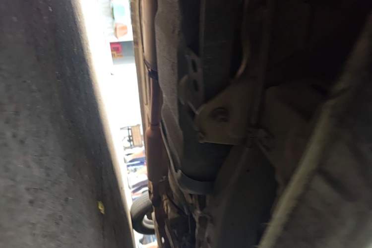Used Wuling Hongguang 2018 1.5L S Comfort Model L2B Chassis Rear Right