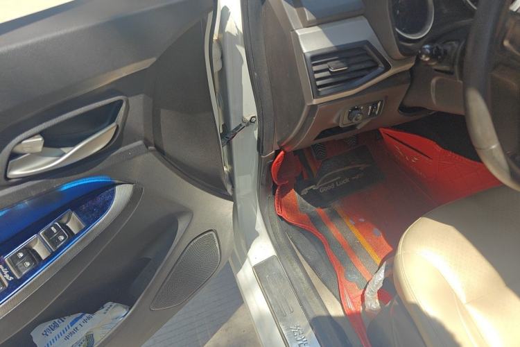Used Wuling Hongguang 2018 1.5L S Comfort Model L2B Driver Seat