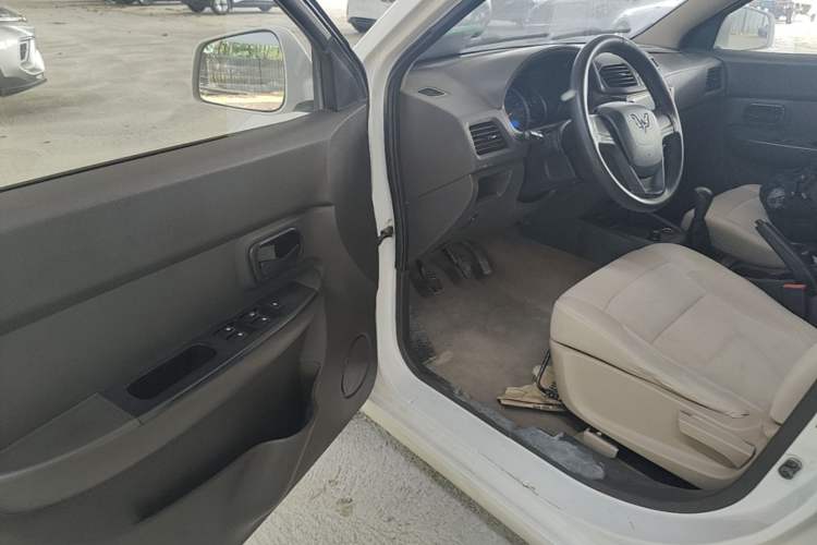 Used Wuling Hongguang 2018 1.5L Classic S Standard Model Driver Seat