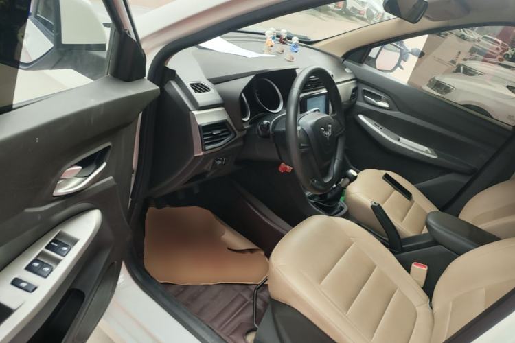 Used Wuling Hongguang 2018 1.5L S Comfort Model L2B Driver Seat