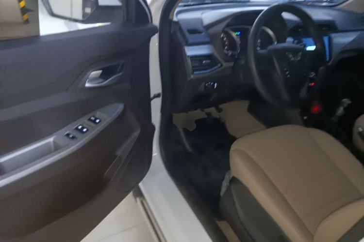 Used Wuling Hongguang 2018 1.5L S Comfort Model L2B Driver Seat